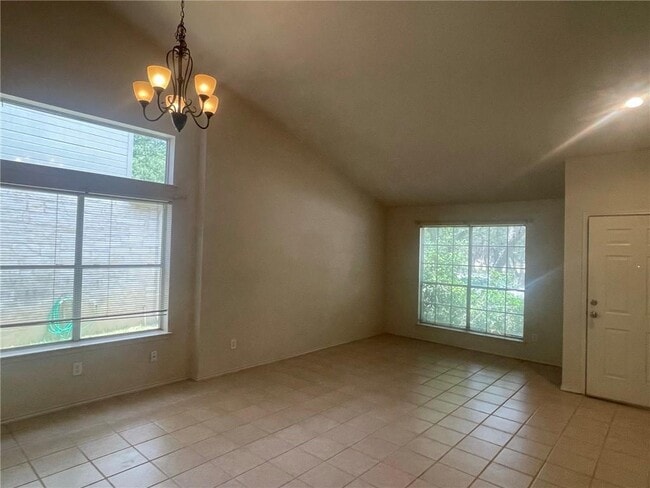Building Photo - 613 Stallion Dr