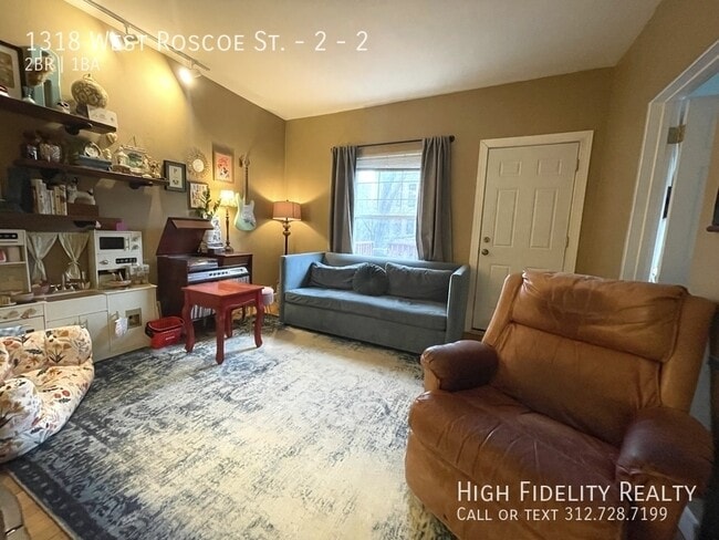 Photo - 1318 W Roscoe St Apartment