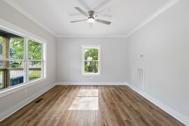 Foto del edificio - 5412 Dorsey St