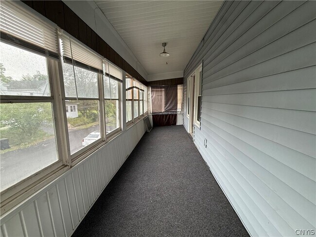Foto del edificio - 526 Boyden St