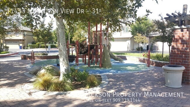 Building Photo - 11433 Mountain View Dr