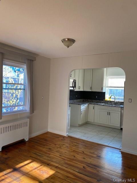 Building Photo - 2415 Throop Ave