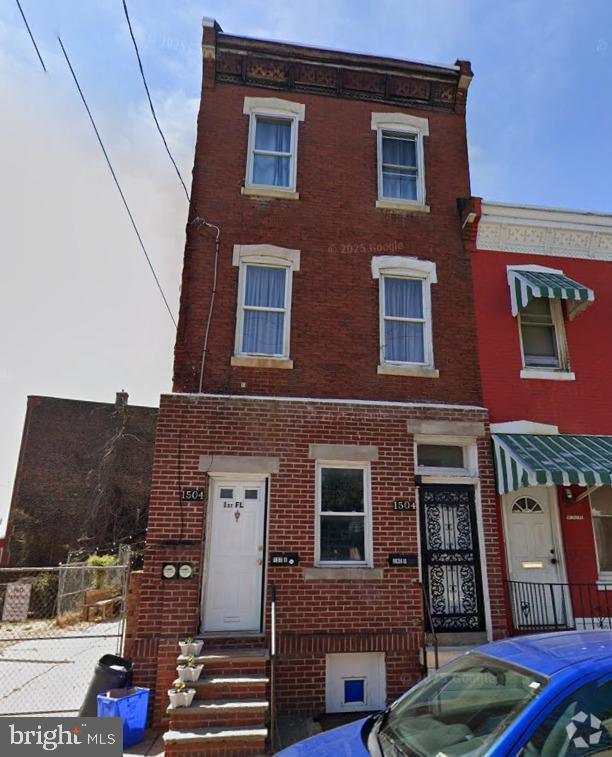 Building Photo - 1504 W Cumberland St