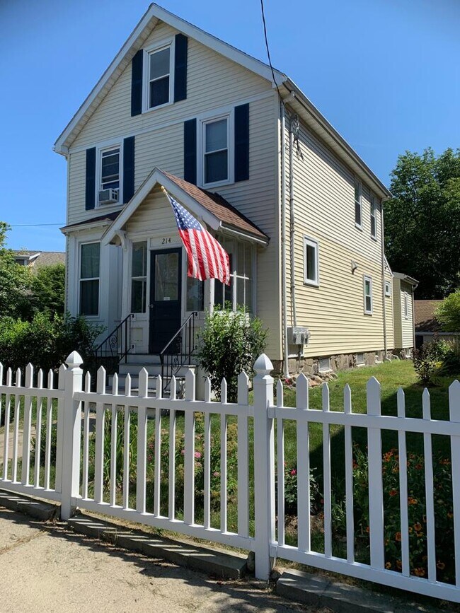 Front of House - 214 Spring St