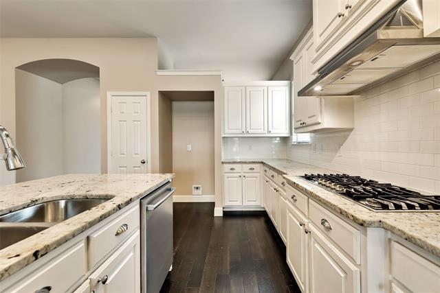 Building Photo - 1016 Somerset Cir