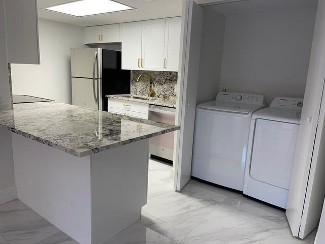 Foto del edificio - 616 Executive Center Dr