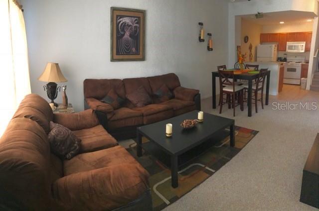Foto del edificio - 4600 Yellowgold Rd W