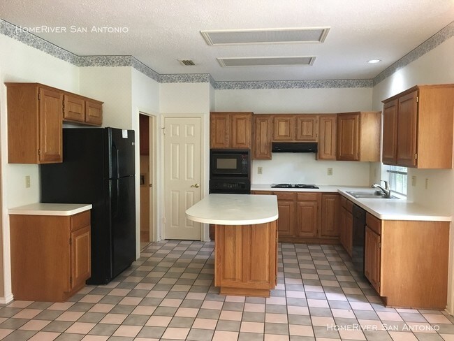 Building Photo - 13814 Shavano Ridge