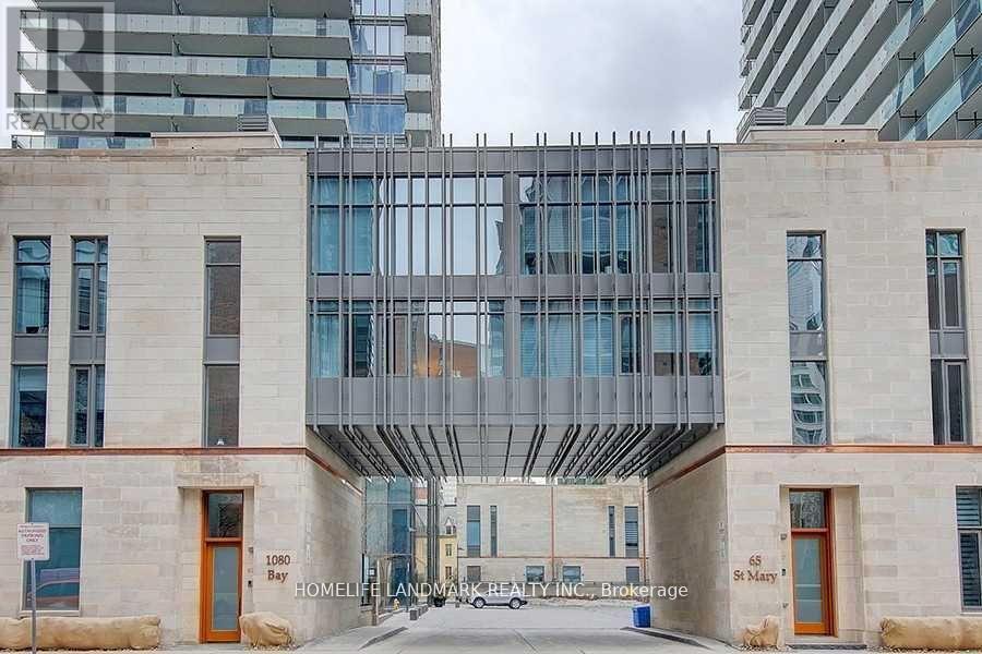 Photo principale - 1080-1080 Bay St.