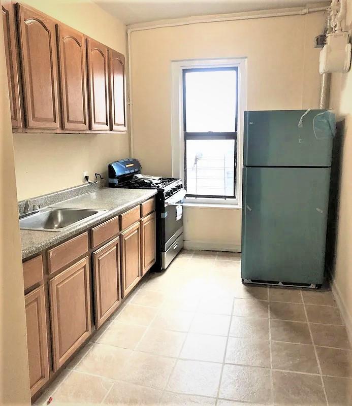 2420 Creston Ave Unit 5A, The Bronx, NY 10468 Room for Rent in The