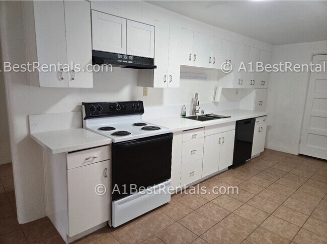 Foto del edificio - 5017 Parker Rd