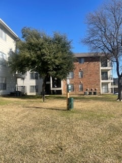 Primary Photo - Village Square Apartments