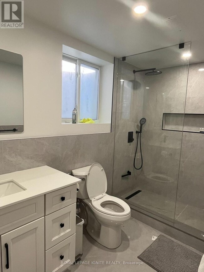 Building Photo - 55 Glenthorne Dr