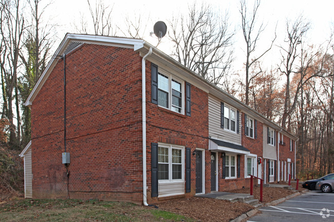 Kennedy Manor Town Homes Apartments - Winston-Salem, NC | Apartments.com