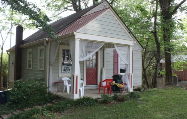 Building Photo - 95 West Lake Dr