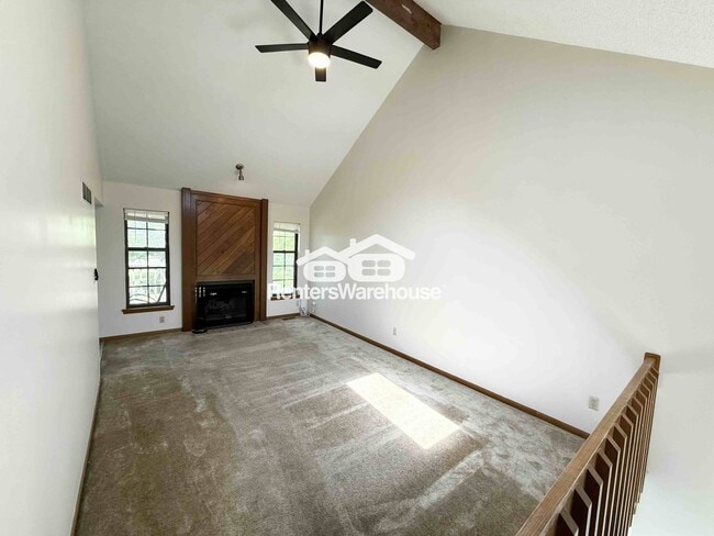 Building Photo - 612 SE Kristi Ln