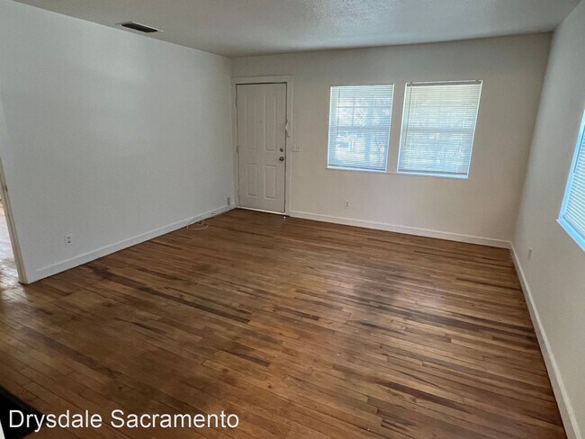 Building Photo - 2 br, 1 bath House - 2562 Norwood Ave