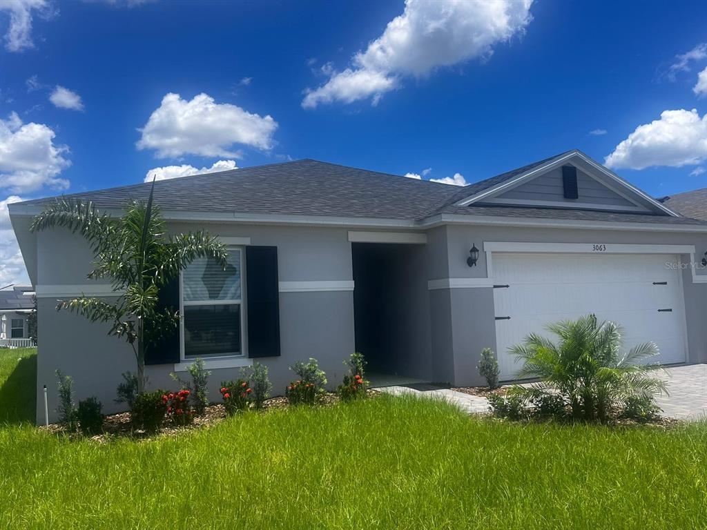 Foto principal - 3063 Sanctuary Dr