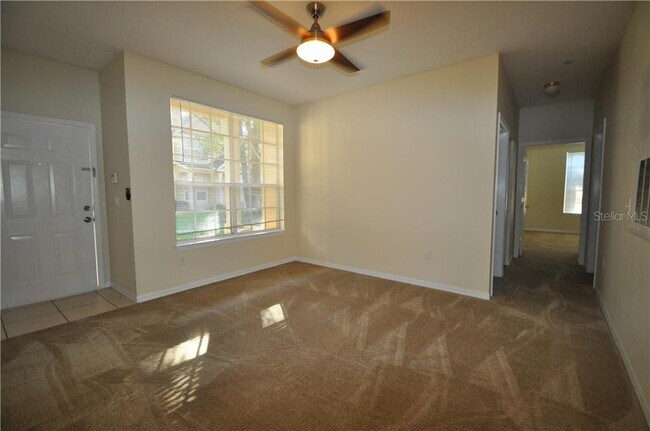 Building Photo - 844 Grand Regency Pointe