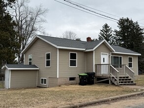 Building Photo - 421 23rd Ave E