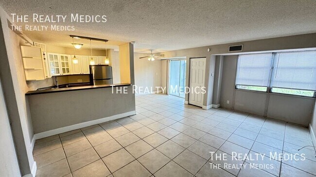 Foto del edificio - 3315 58th Ave S