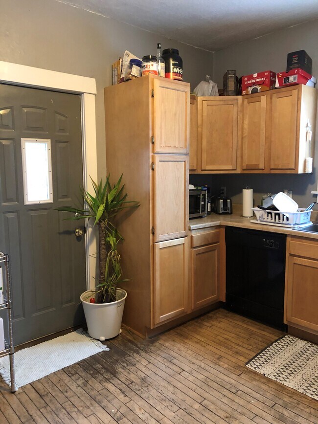 Foto del edificio - 110 Glenwood Ave