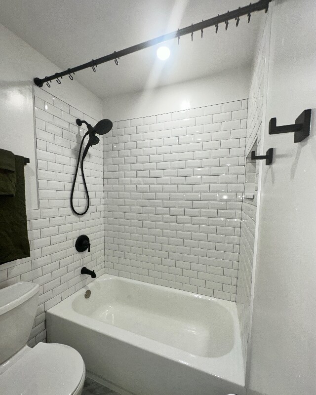 Building Photo - 755 Barbey St