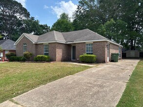 Building Photo - 6532 Juniper Tree Ln