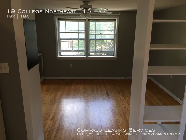 Foto del edificio - 19 College Ave NE