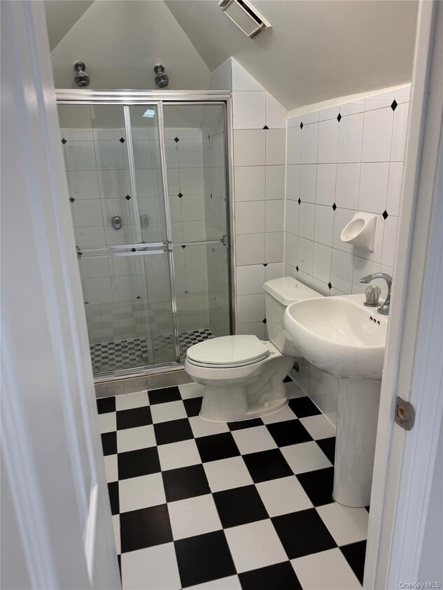 Foto principal - 1664 E 45th St