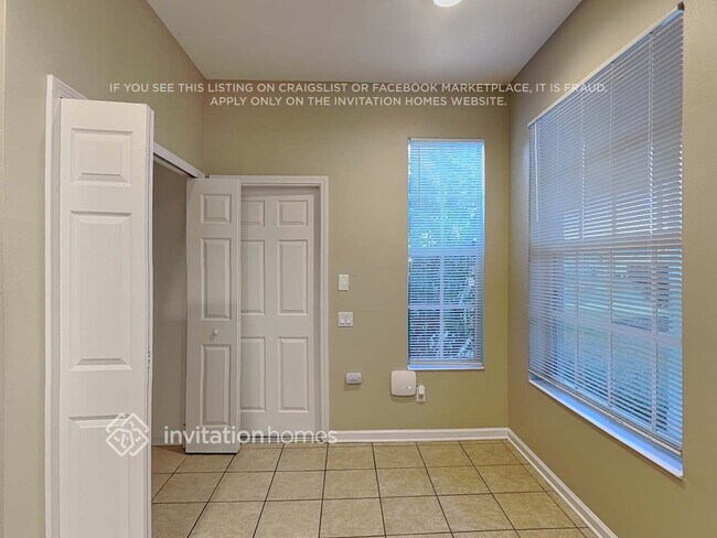 Foto del edificio - 9934 52nd St E