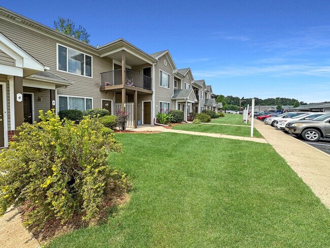 Building Photo - Battle Creek 2 Bedroom / 2 Bath Apartment – Available Now!