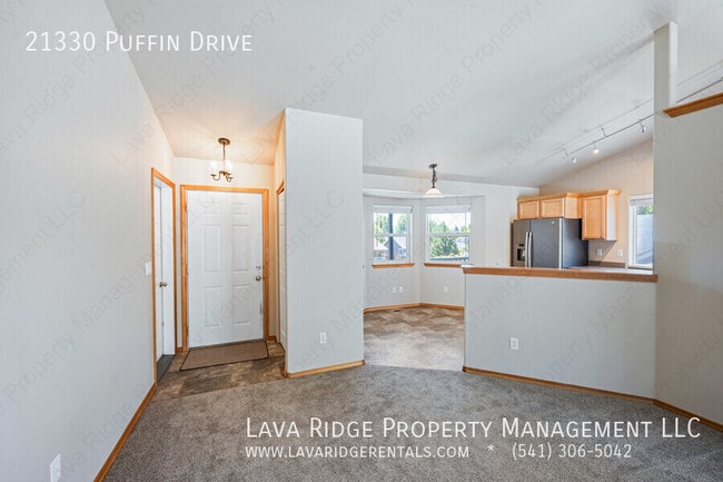 Building Photo - 21330 Puffin Dr