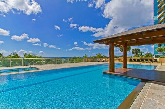 Foto del edificio - HOKUA 3 bedroom FULLY FURNISHED