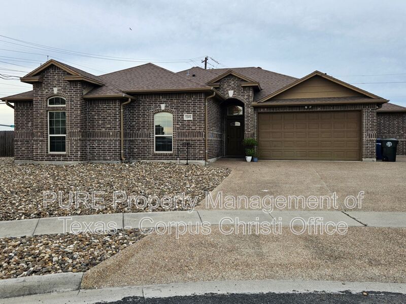 Foto principal - 7202 Pink Cadillac Dr