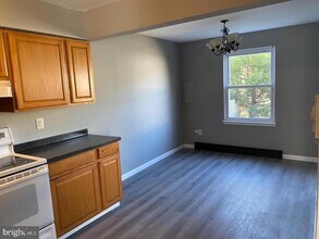 Building Photo - 14 Berkshire Rd