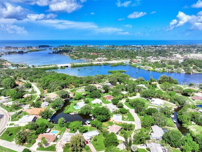 1.5 Miles out to the Gulf of Mexico - 511 Dona Dr