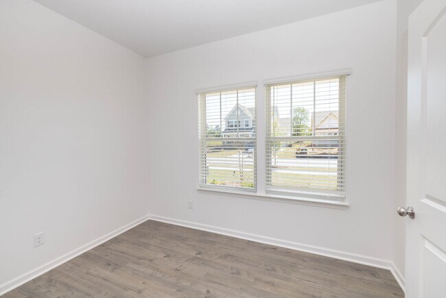 Building Photo - 4 Bedroom Home - Stonebridge Fairways - CO...