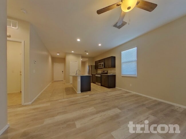 Building Photo - 31062 W Mulberry Dr