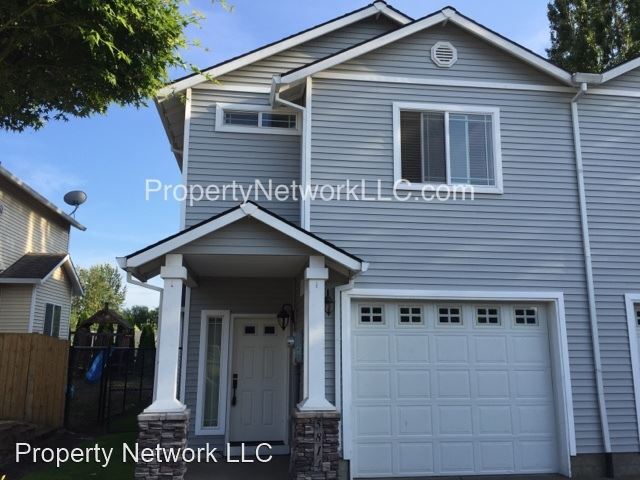Primary Photo - 3 br, 2.5 bath House - 5814 SE 18th St.