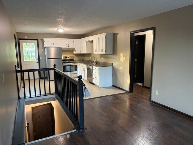 Foto del edificio - 5532 NW Homer White Rd