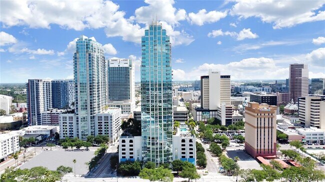 Foto del edificio - 777 N Ashley Dr