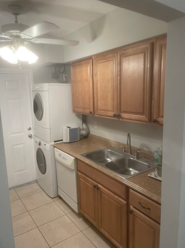 Foto del edificio - 255 SW 7th St