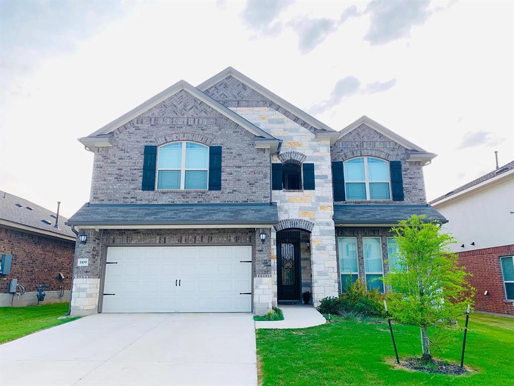 Foto principal - 1109 Sundrops St