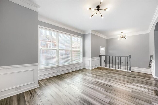 Foto del edificio - 6127 Joybrook Rd