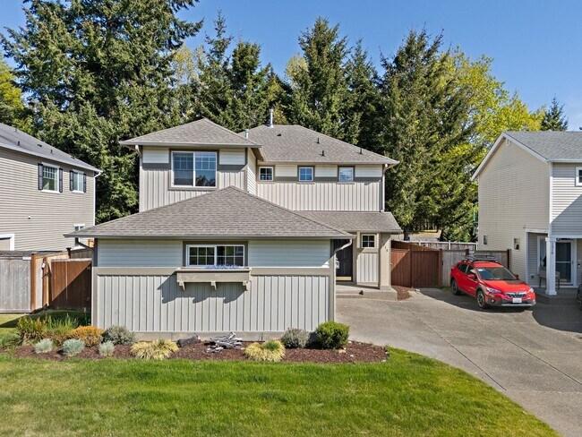 Foto del edificio - Charming 3-Bed Craftsman in DuPont | Trail...