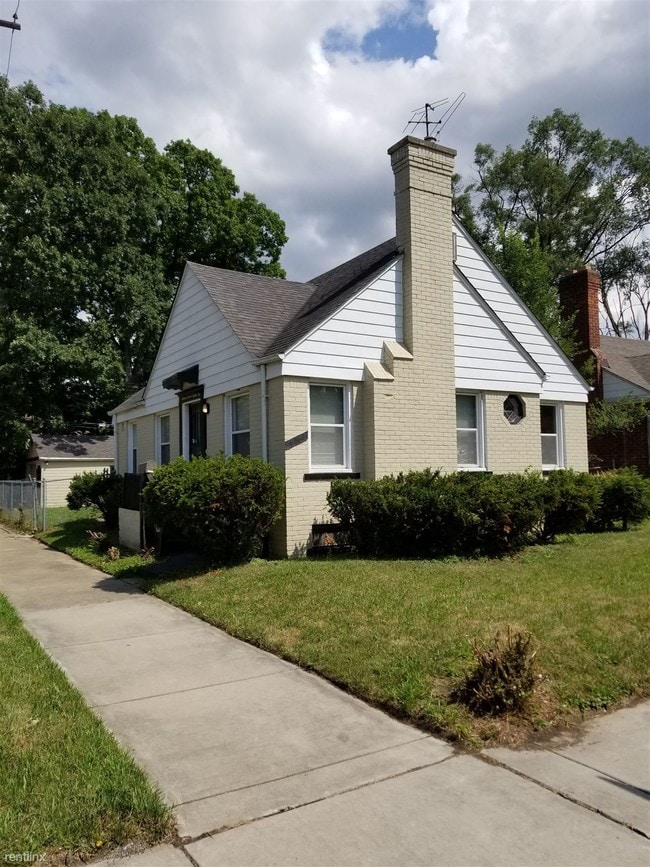Building Photo - 2 br, 1 bath House - 16782 Rutherford St