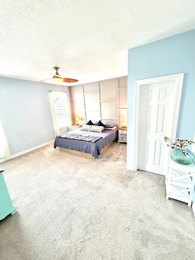 Building Photo - 150 Cll Escada