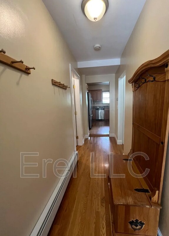 Foto del edificio - 54 Webster Ave