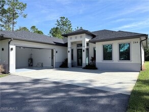 Building Photo - 2266 Desoto Blvd S